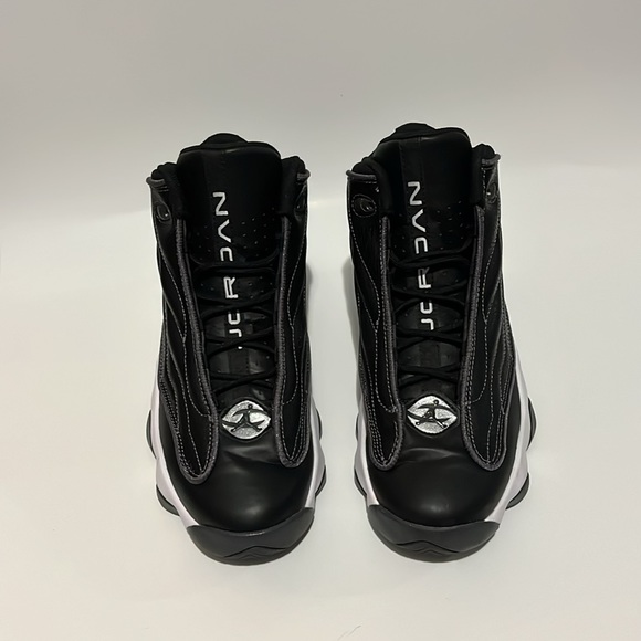 Jordan Pro Strong GS 6Y with the Box - Picture 3 of 8